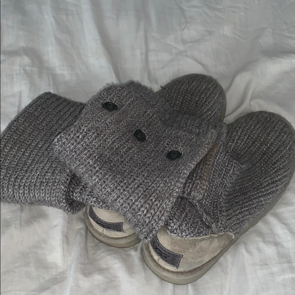 Grey knit uggs